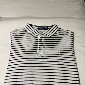 Large size polo shirt like new.